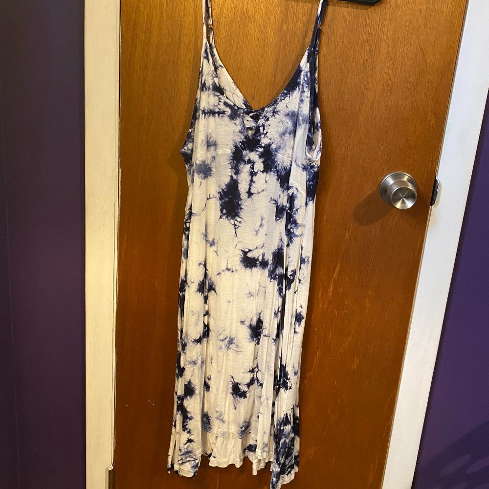 kiwi and punch blue the dye dress